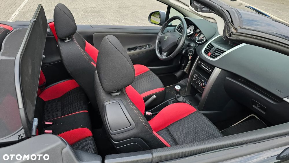 Peugeot 207 - 8