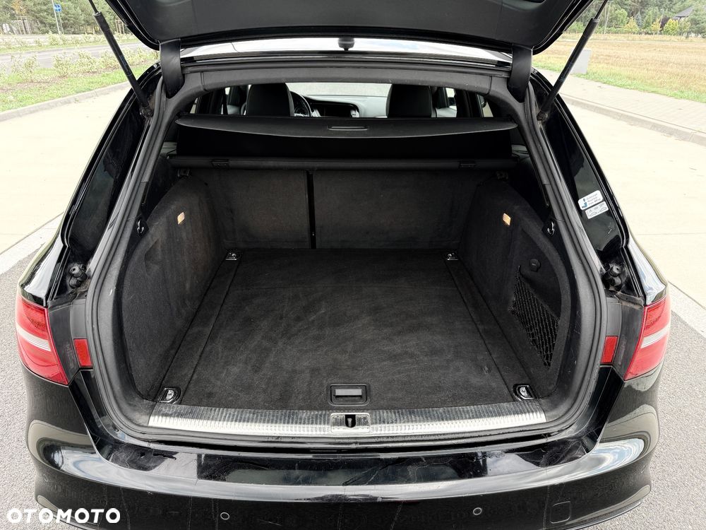 Audi A4 Avant 2.0 TDI DPF quattro S line Sportpaket - 14