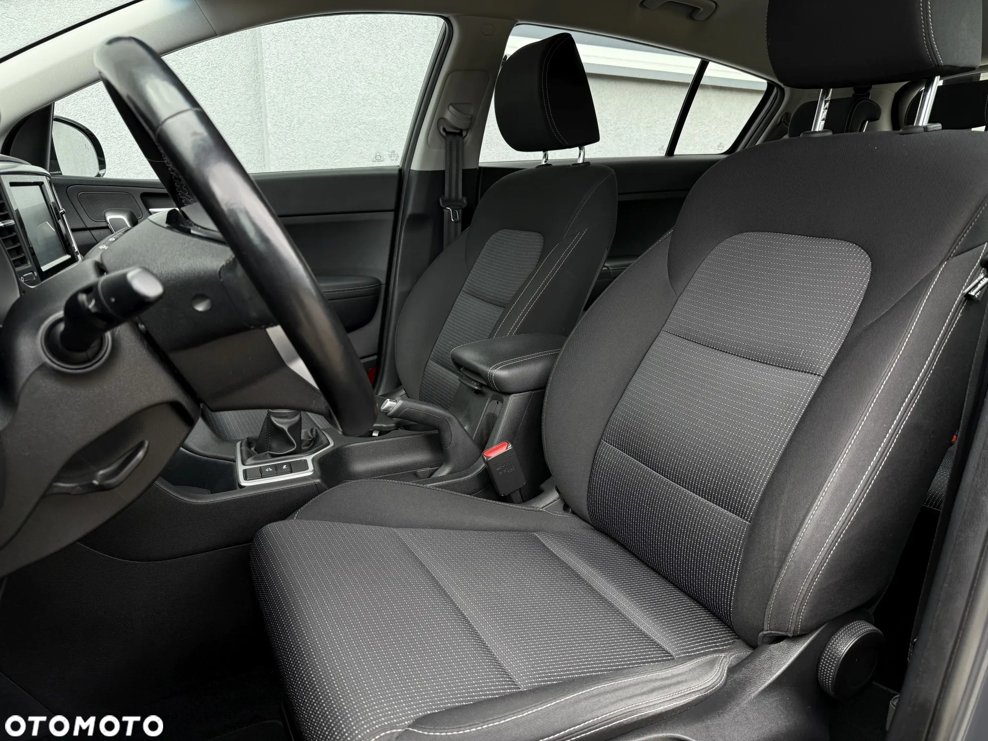 Kia Sportage 1.6 GDI L Business Line 2WD - 18