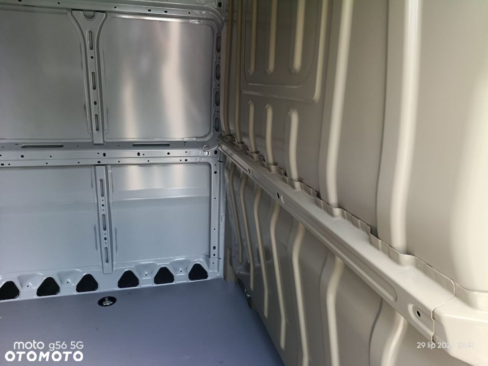 Opel MOVANO - 16