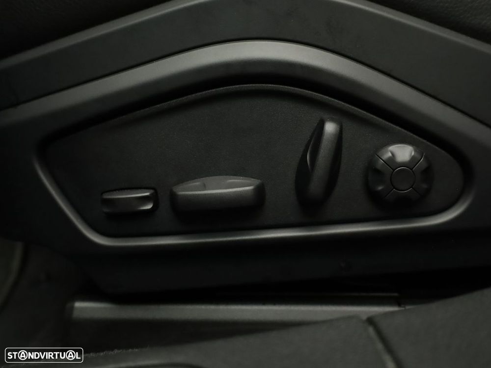 Porsche Panamera Sport Turismo 4 E-Hybrid - 30