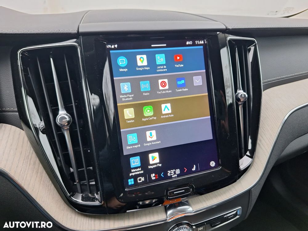 Volvo XC 60 B5 D AWD Geartronic Inscription - 36