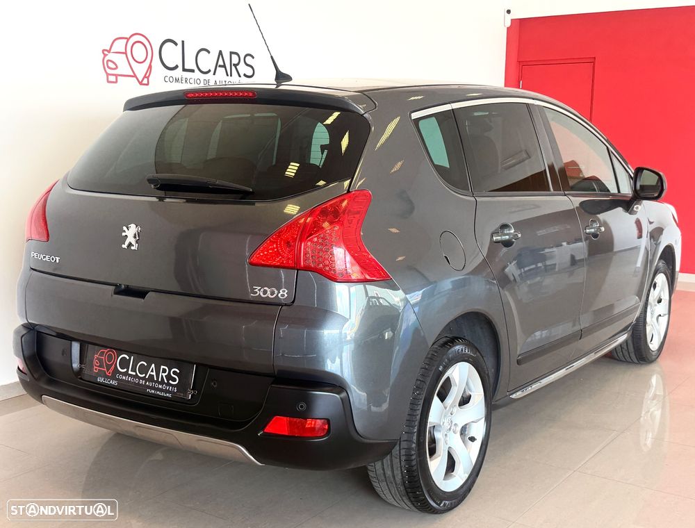 Peugeot 3008 1.6 HDi Executive - 3