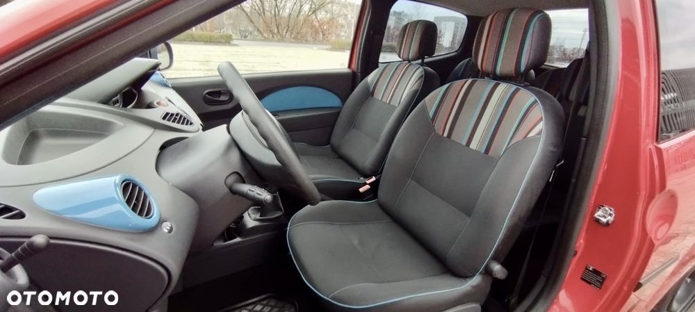 Renault Twingo dCi 85 Dynamique - 10