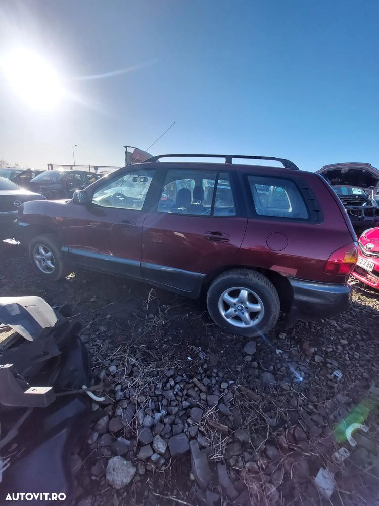 Dezmembrez Hyundai Santafe 2.4i - 7