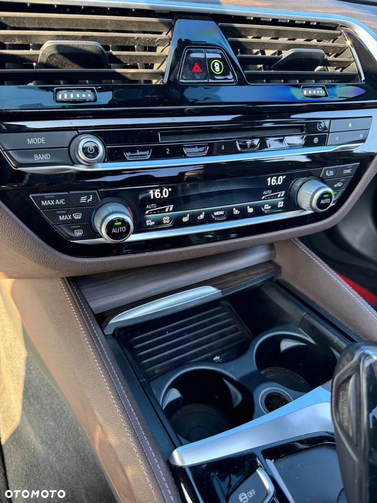 BMW Seria 5 530i M Sport sport - 22