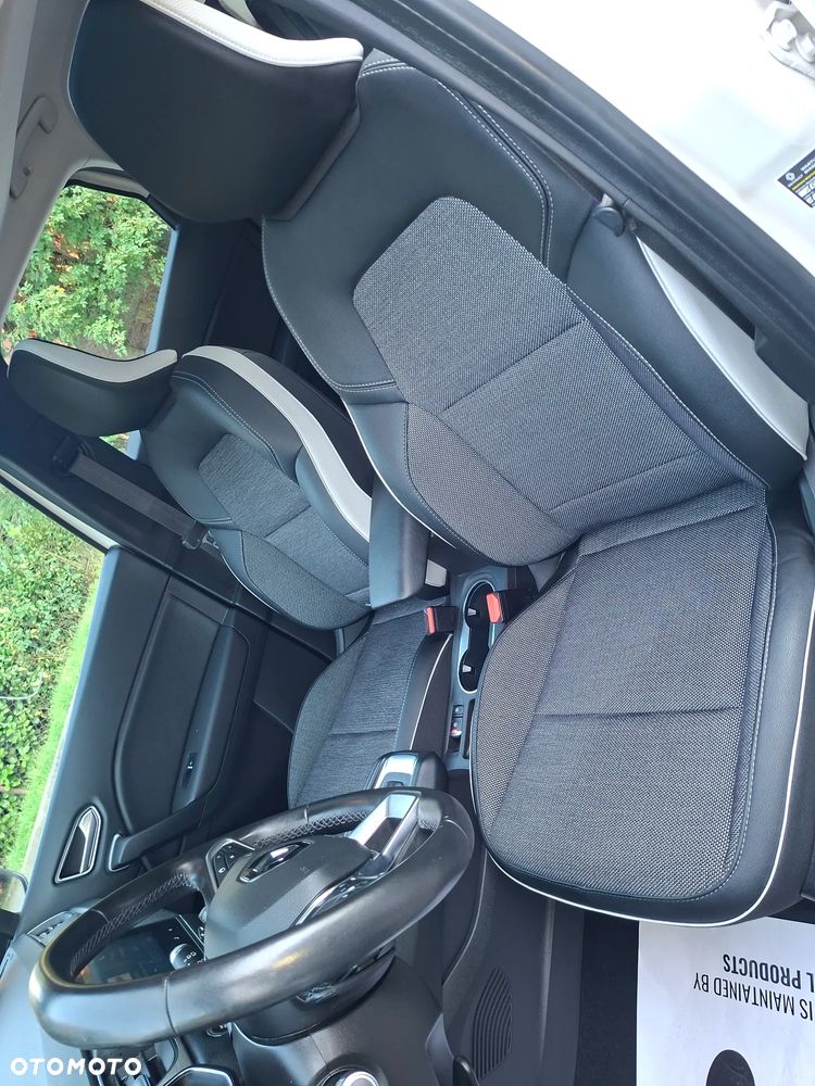 Renault Captur - 22