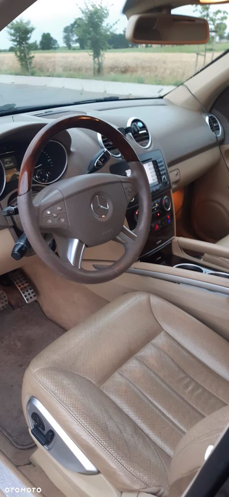 Mercedes-Benz ML 420 CDI 4-Matic - 31