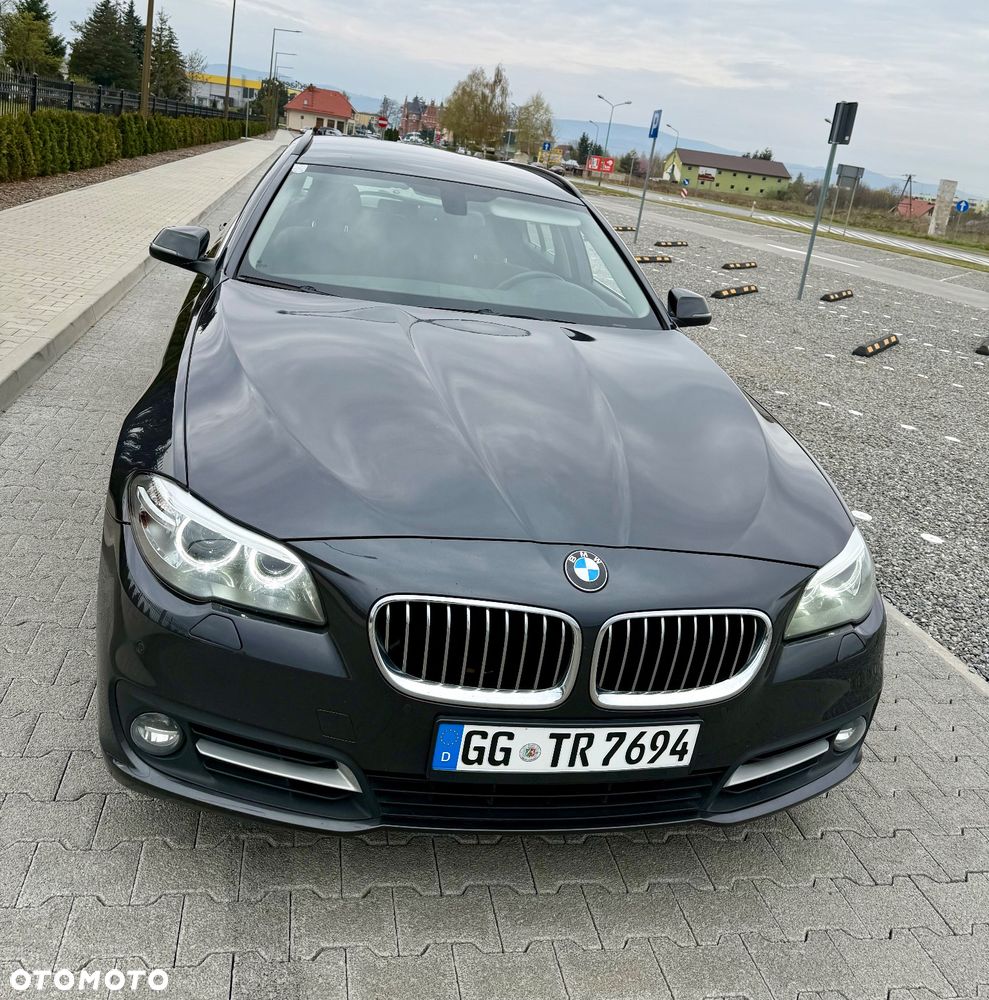 BMW Seria 5 520d Sport-Aut - 2