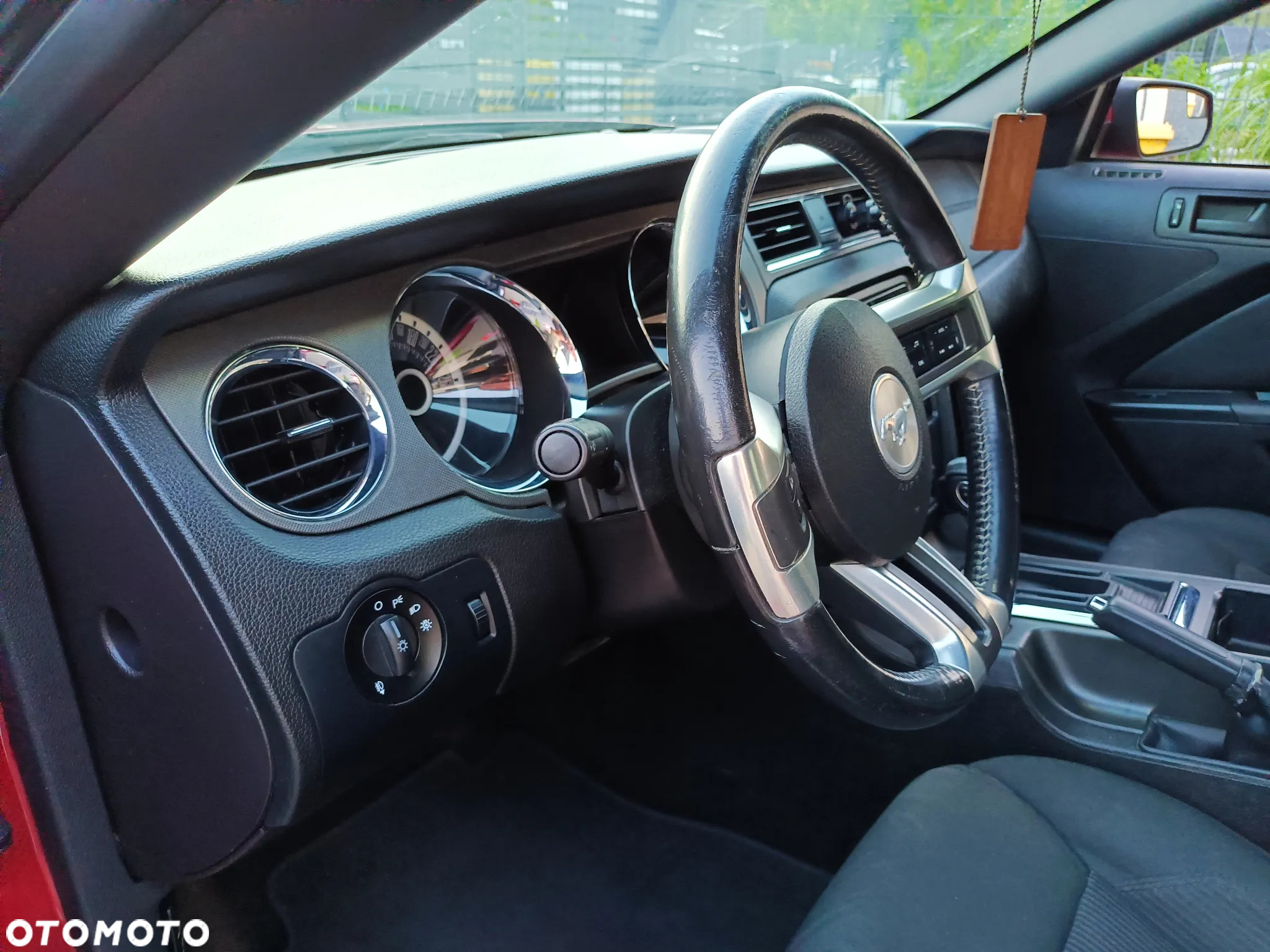 Ford Mustang 3.7 V6 Premium - 24