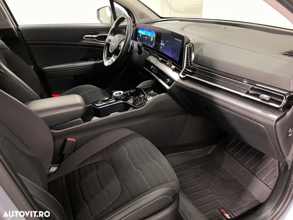 Kia Sportage 1.6 T-GDI HEV 6AT 4x2 Business Line - 12