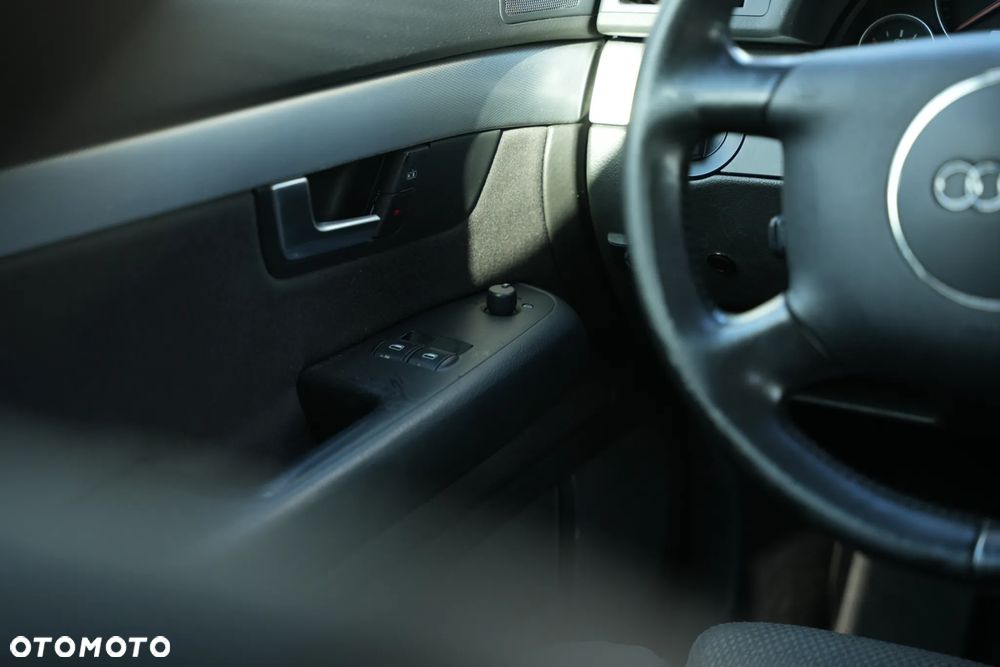 Audi A4 Avant 1.8T Quattro - 22