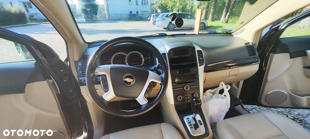 Chevrolet Captiva 2.0 4WD 7 Sitzer Automatik LT - 17