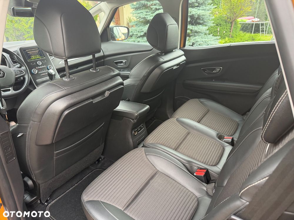 Renault Scenic TCe 140 GPF EDC BUSINESS EDITION - 15