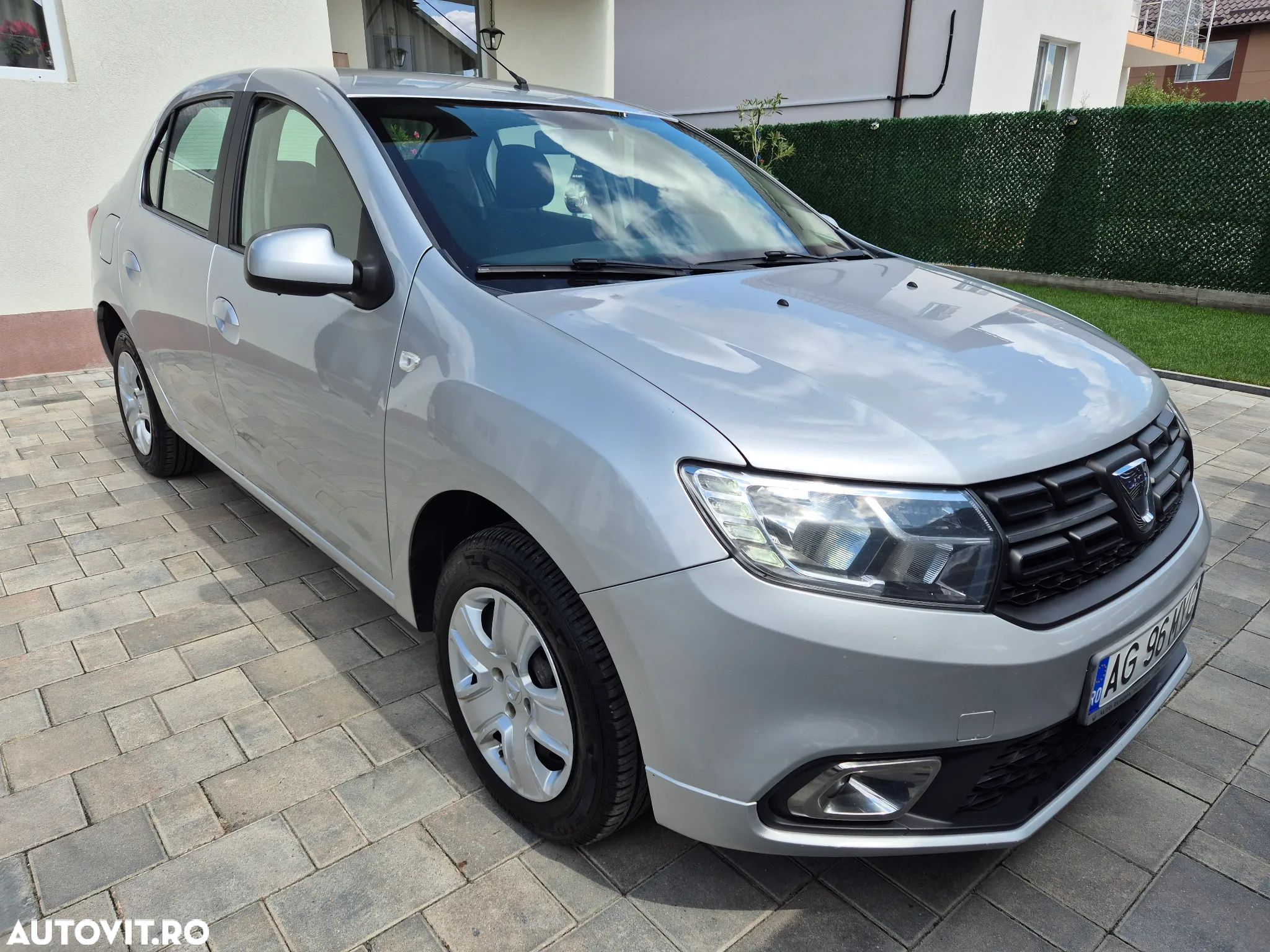 Dacia Logan 1.5 75CP Laureate - 1