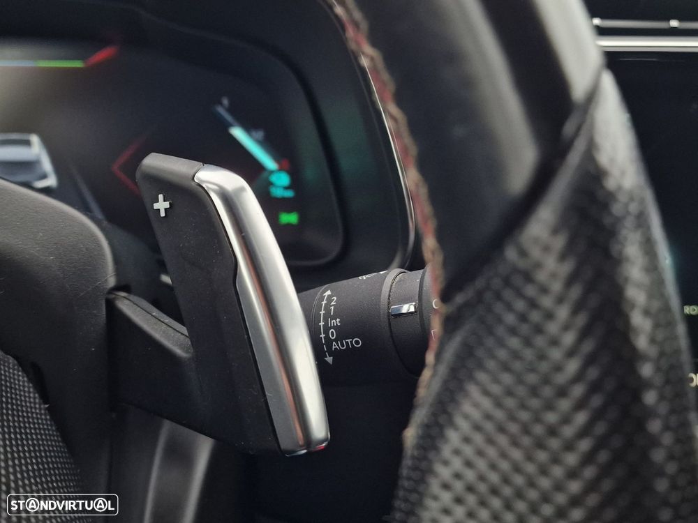 DS DS7 Crossback E-Tense Performance Line+ EAT8 - 28