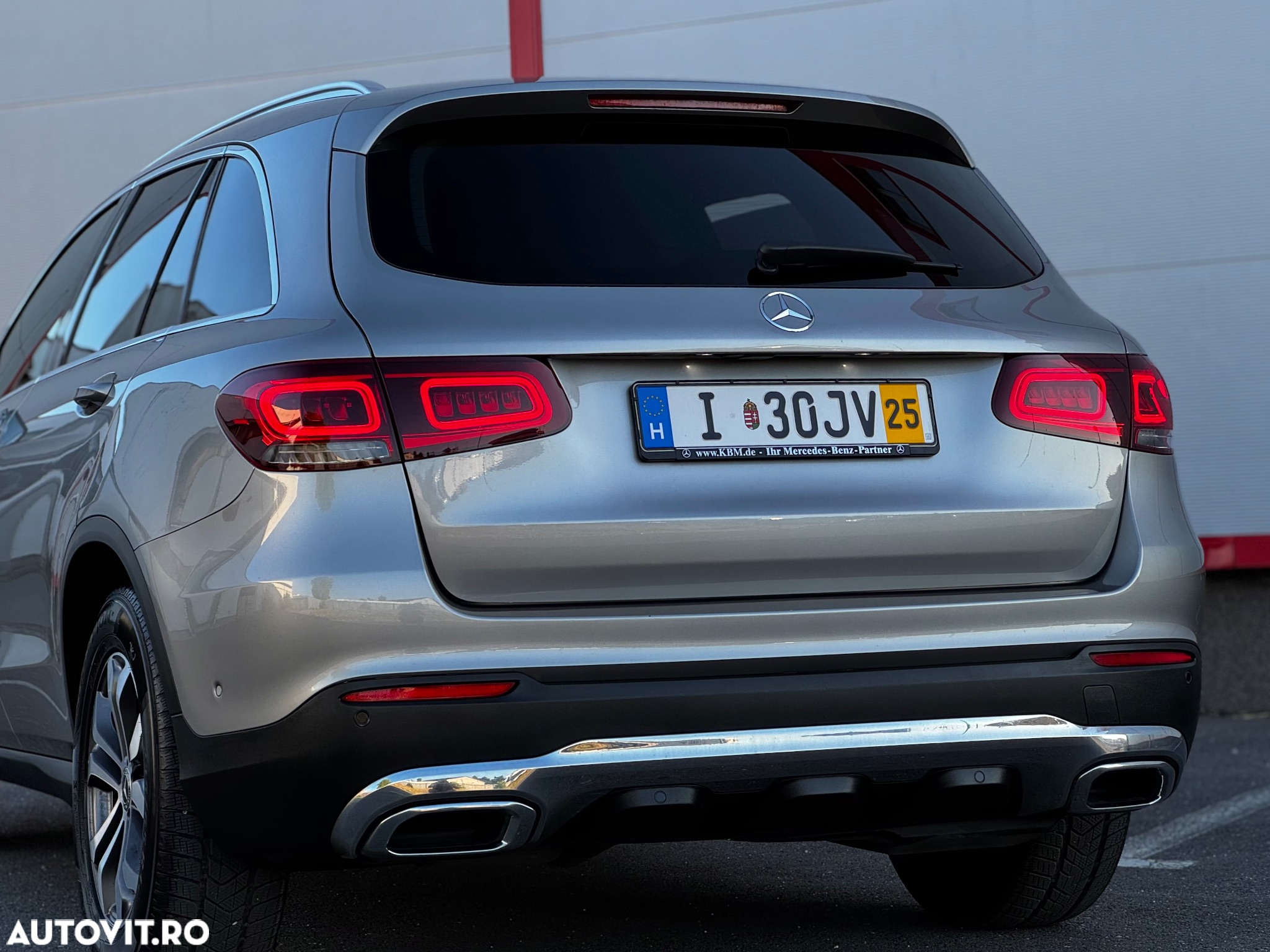 Mercedes-Benz GLC 220 d 4Matic 9G-TRONIC Exclusive - 32