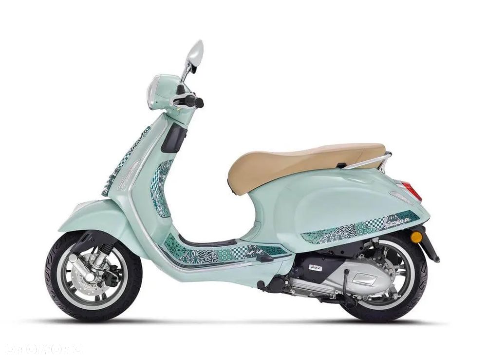 Vespa Primavera - 2