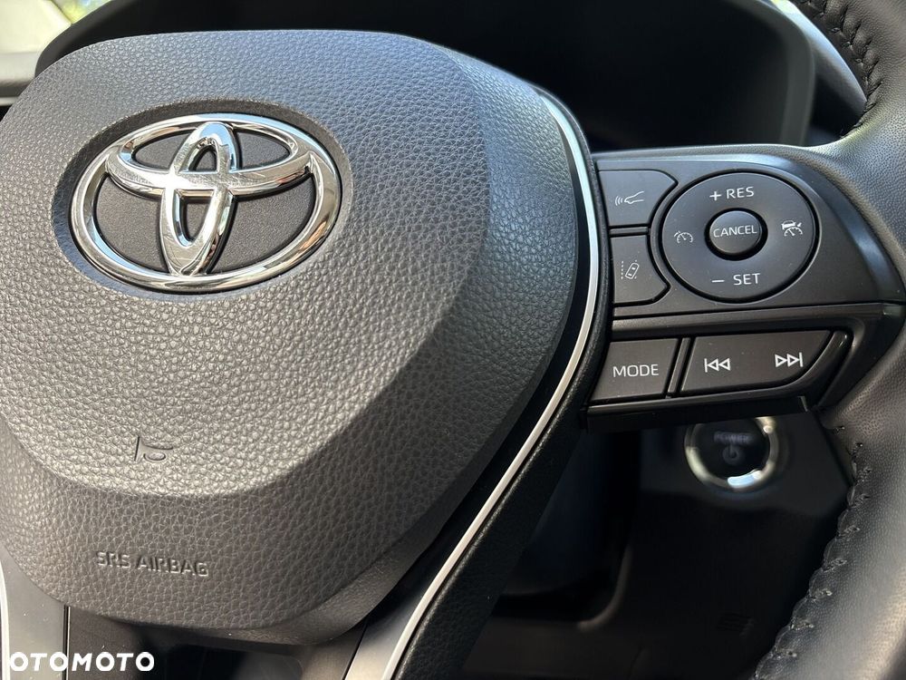 Toyota RAV4 - 24