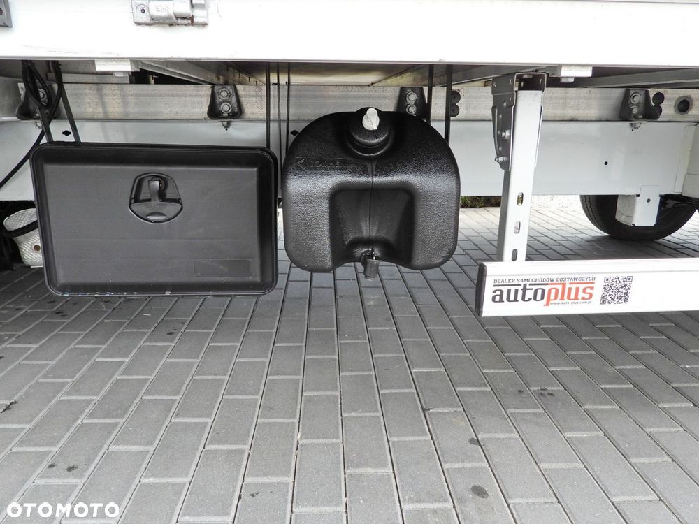 Renault MASTER PLANDEKA WINDA 10 PALET WEBASTO TEMPOMAT LEDY PNEUMATYKA KLIMATYZACJA  165KM - 23