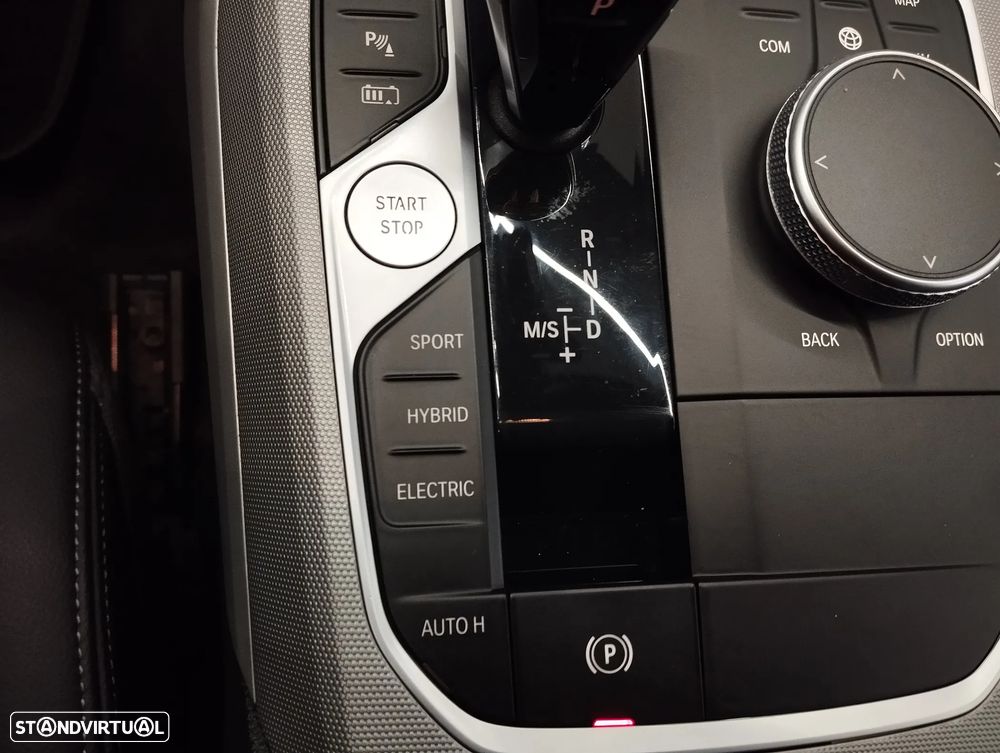 BMW 320 e Corporate Edition Auto - 34