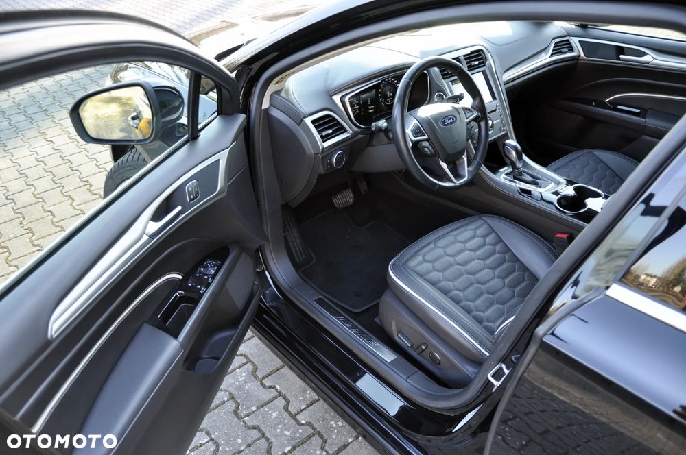 Ford Mondeo 2.0 TDCi STart-Stopp PowerShift-Aut Vignale - 18