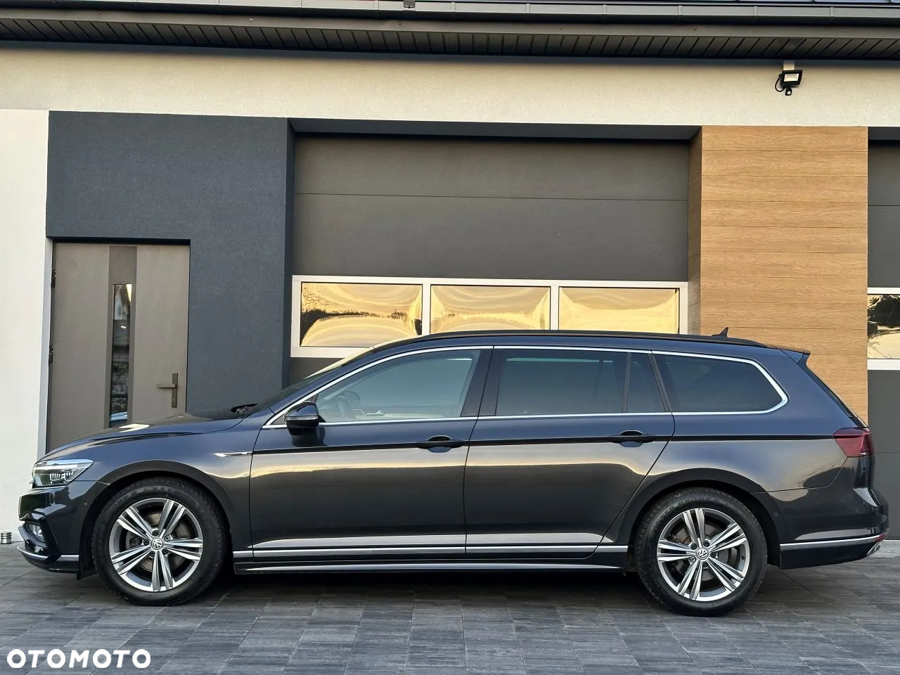 Volkswagen Passat Variant 1.6 TDI SCR DSG Business - 10