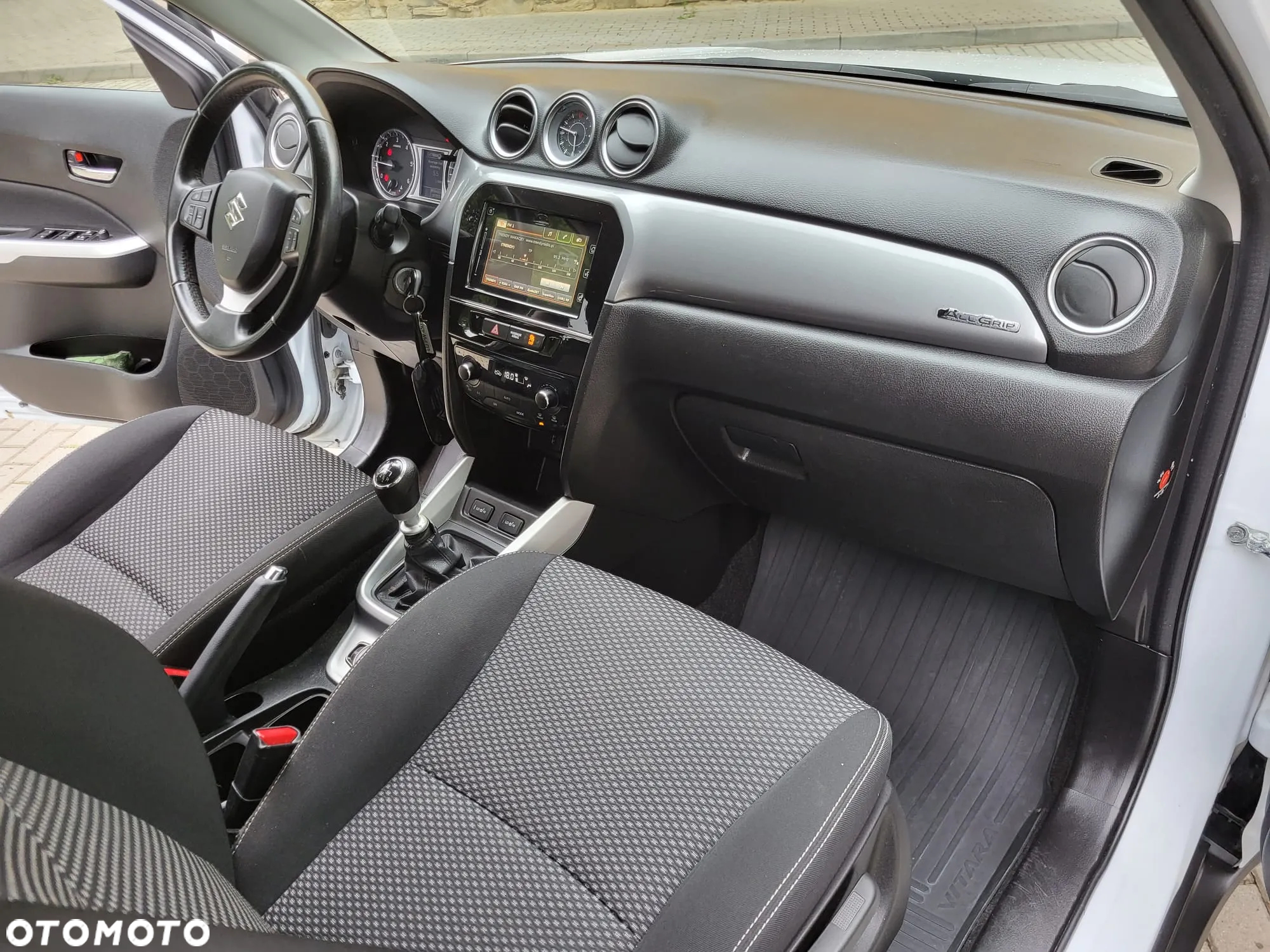 Suzuki Vitara 1.6 DDiS (4x4) Allgrip Comfort+ - 17