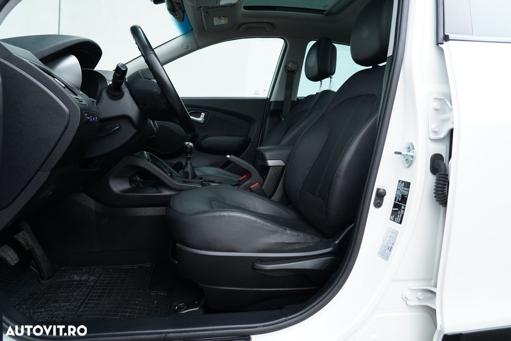 Hyundai ix35 2.0 CRDI 4WD Premium - 18