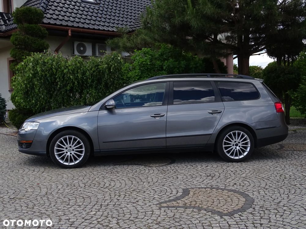 Volkswagen Passat 1.9 TDI Comfortline - 26