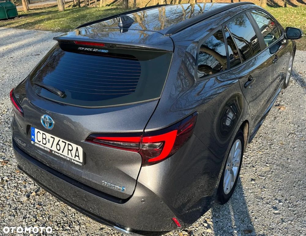 Toyota Corolla 1.8 Hybrid Comfort - 4