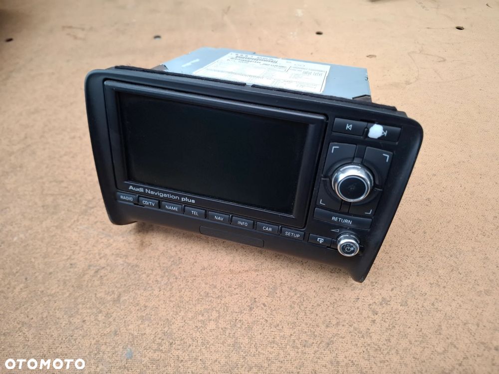 AUDI TT 8J RADIO 8J0035192 - 1