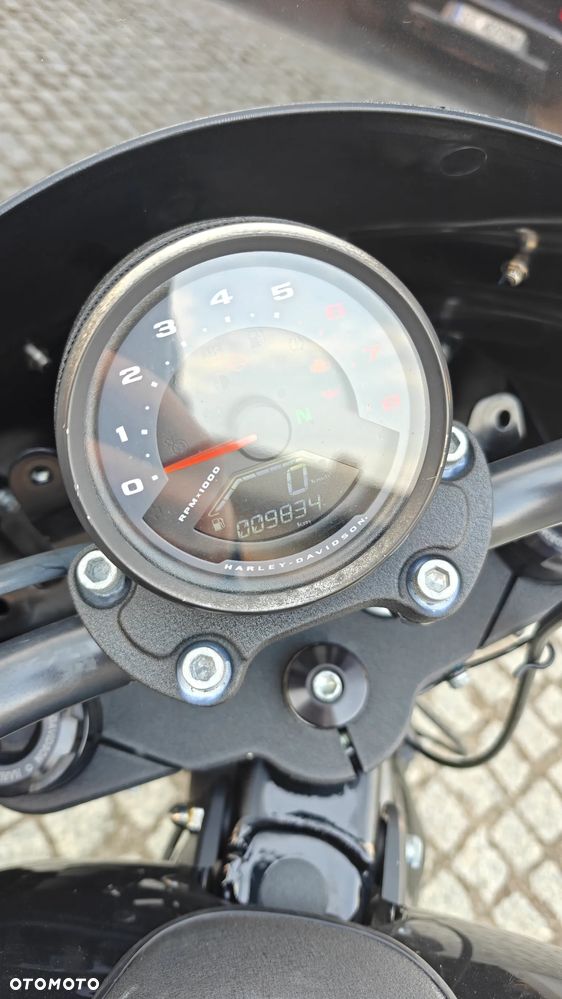 Harley-Davidson Softail Low Rider - 10