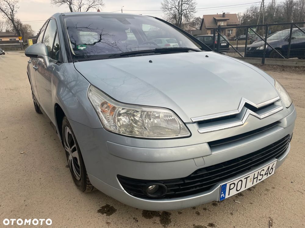 Citroën C4 1.6 16V Exclusive - 8