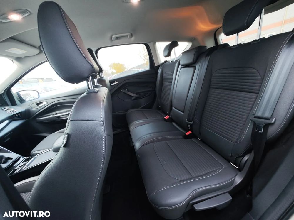 Ford Kuga 1.5 EcoBoost 4WD Aut. Titanium - 13