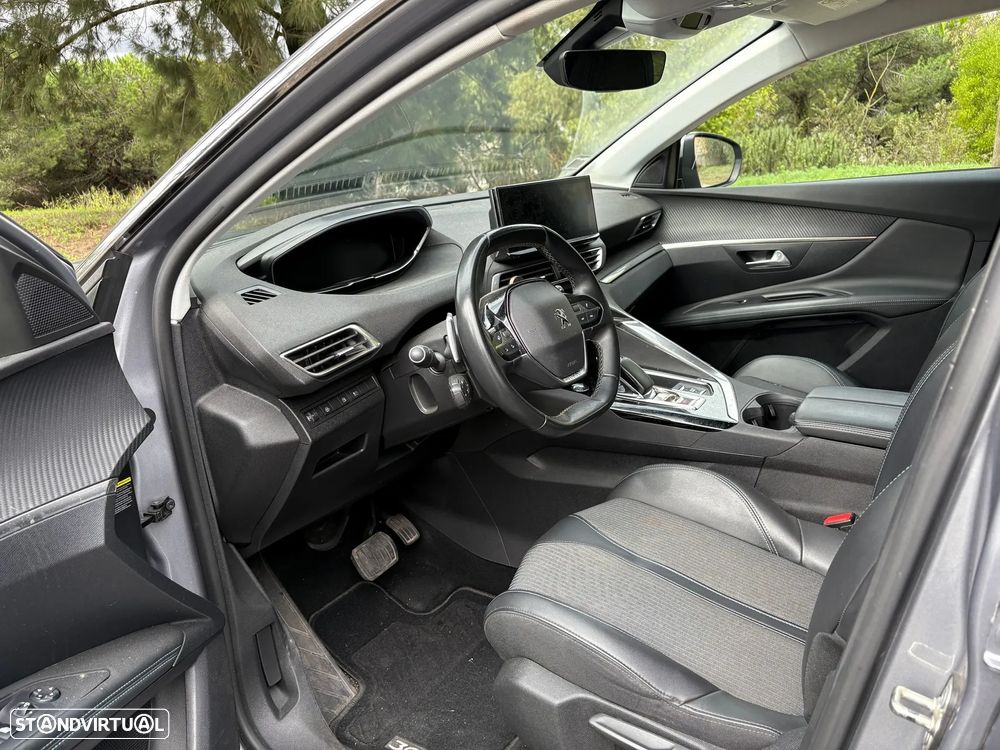 Peugeot 3008 1.6 Hybrid Allure e-EAT8 - 14