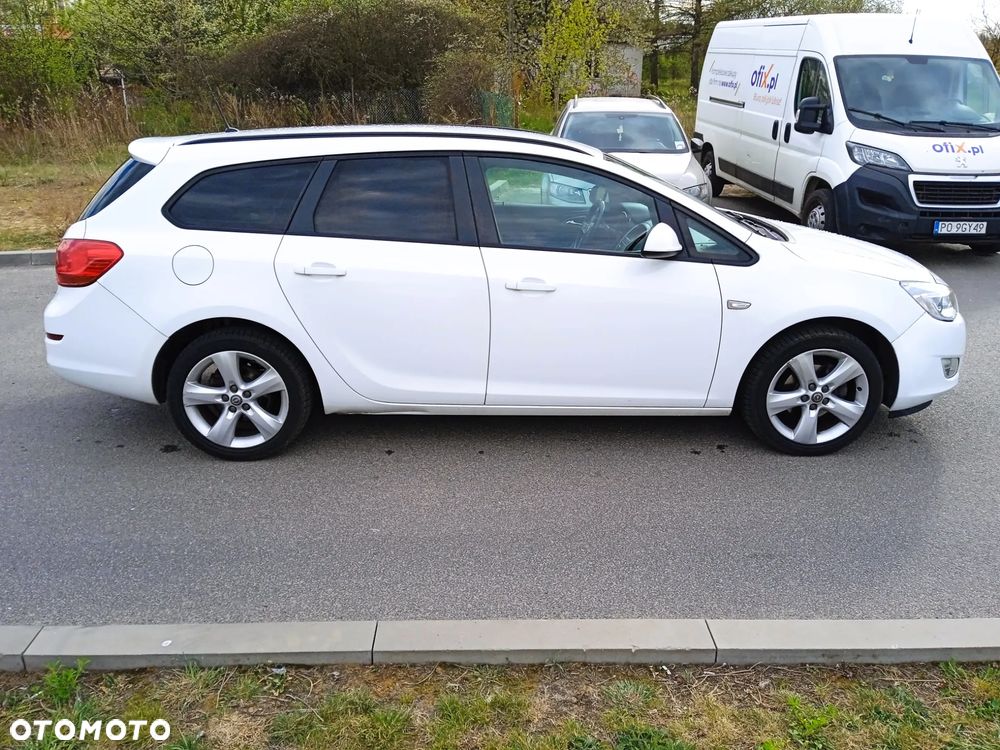 Opel Astra 1.4 Sport - 10