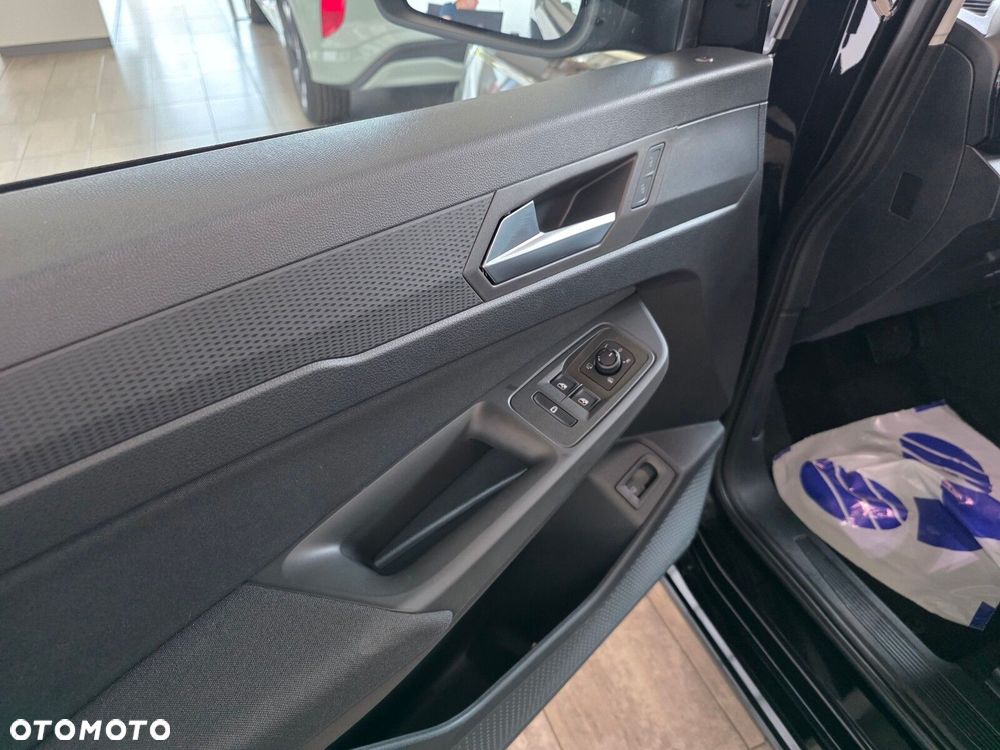 Ford Tourneo Connect - 13