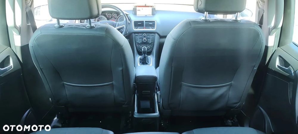 Opel Meriva - 11