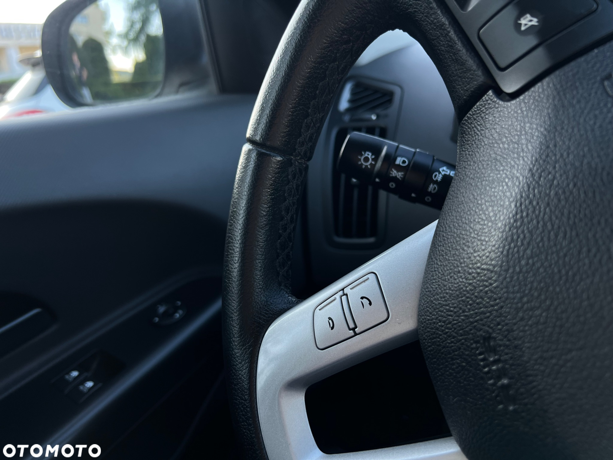Kia Ceed 1.4 CVVT Dream-Team Edition - 33