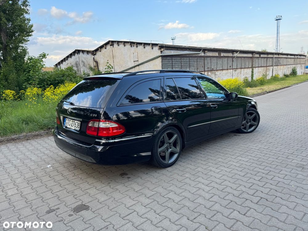 Mercedes-Benz Klasa E 320 CDI T Avantgarde - 2