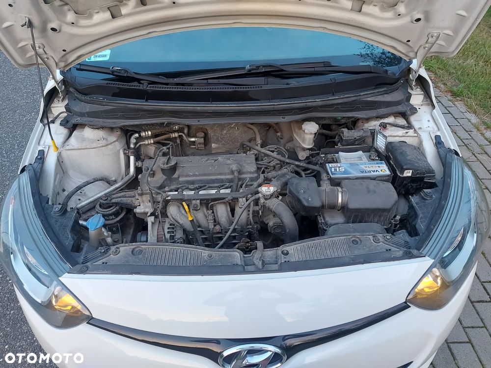 Hyundai i20 1.25 Classic + - 14