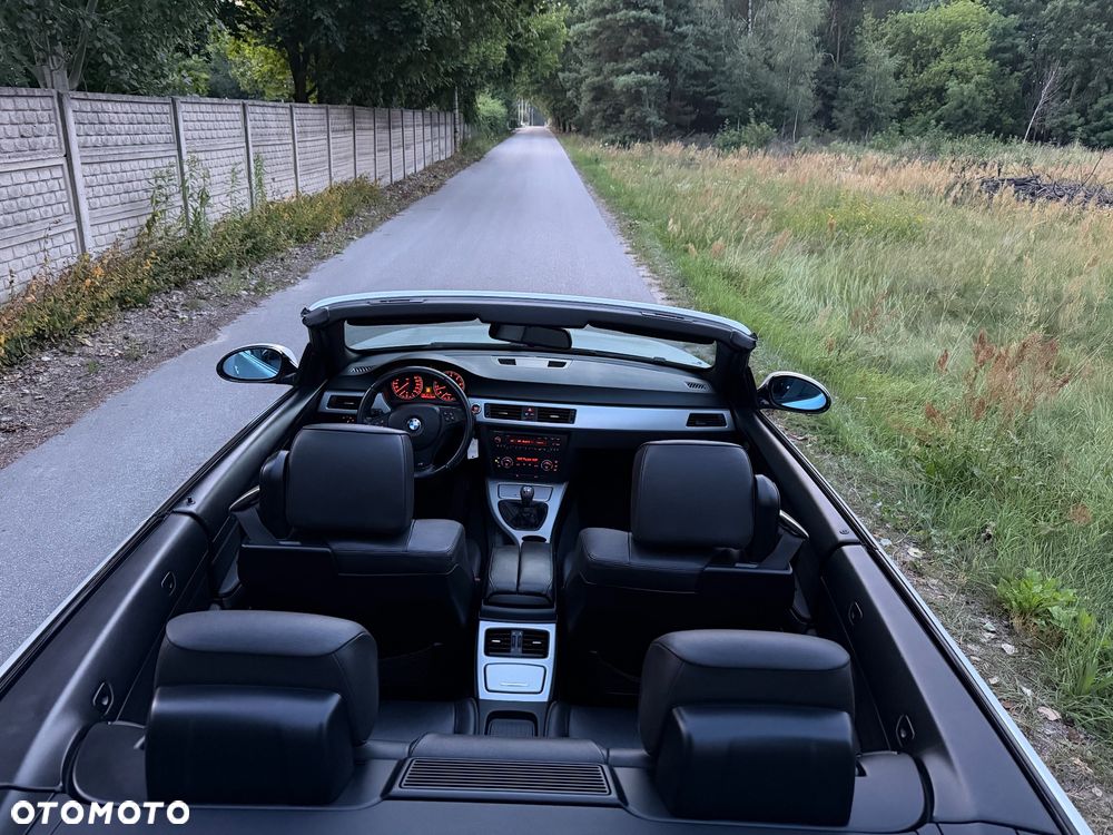 BMW Seria 3 320i M Sport Edition - 16