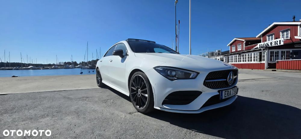 Mercedes-Benz CLA 220 4Matic 7G-DCT AMG Line - 1