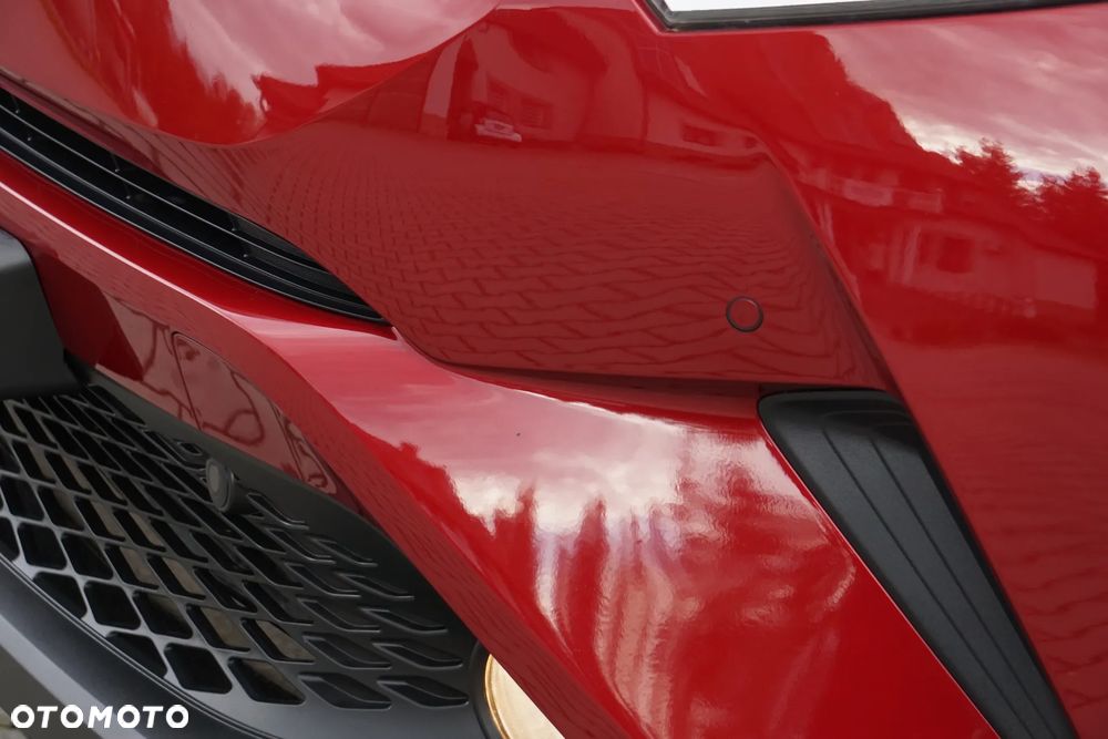 Toyota C-HR 1.2 Turbo Team Deutschland - 16