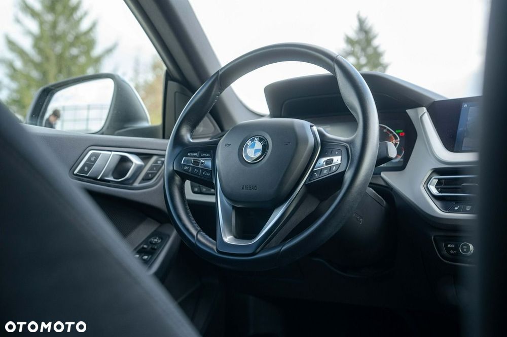 BMW Seria 2 - 22