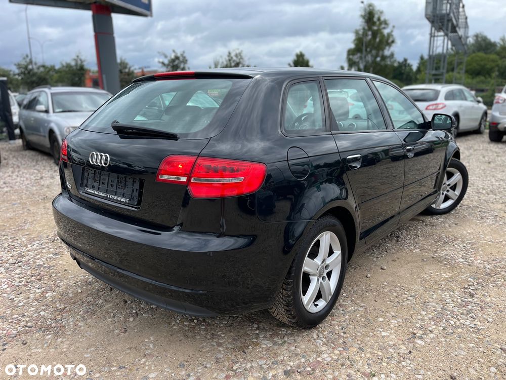 Audi A3 Sportback 1.6 Attraction - 30