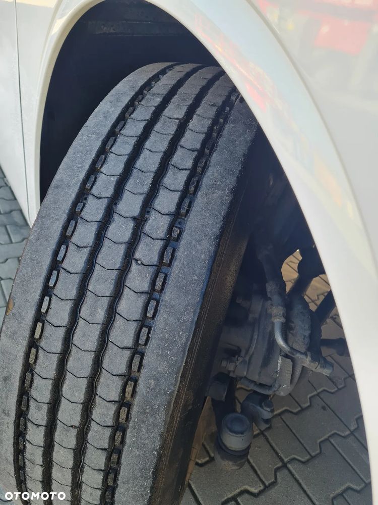 Mercedes-Benz INTOURO - 27