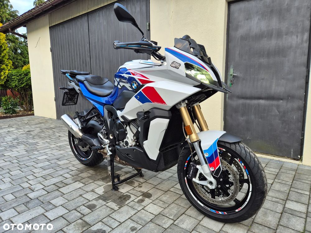 BMW XR - 7