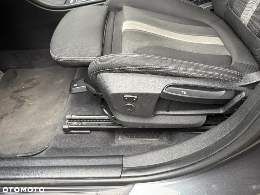 BMW X1 xDrive20d - 20